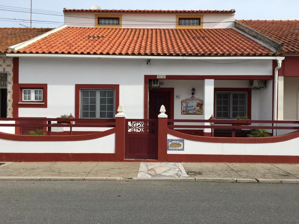 Guest House Ribatejo サルヴァテーラ・デ・マゴス エクステリア 写真